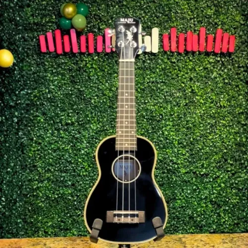 Ukulele Soprano Maju GUS-11BK