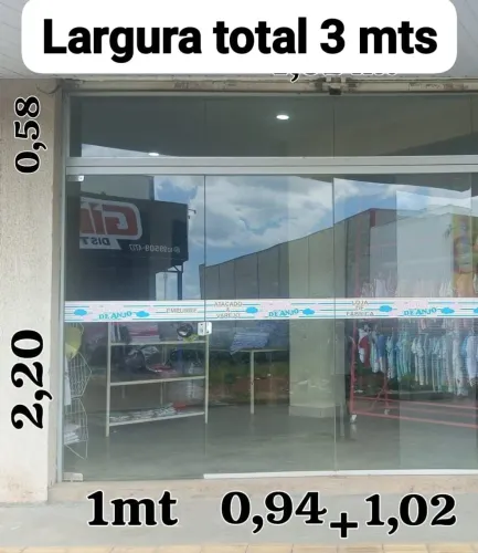 Vendo vitrine em bindex completa ou peças separadas