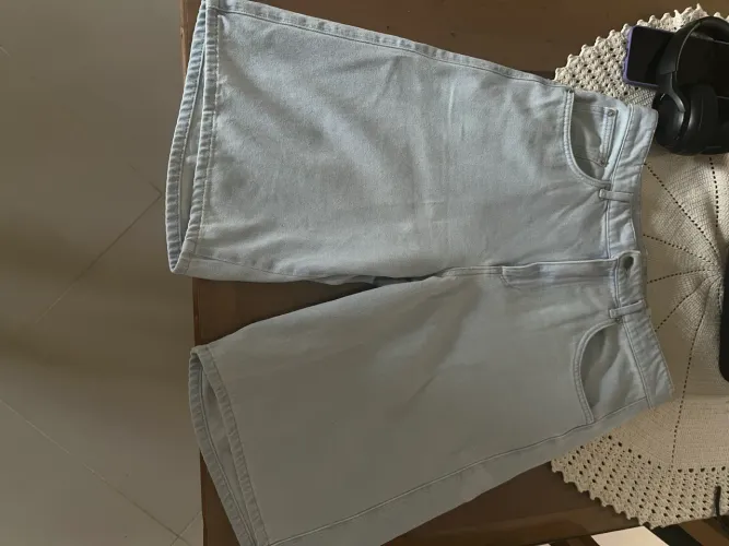 Shorts Jeans Baggy (Jorts) tamanho 40 Zara