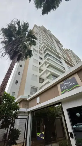 Apartamento a venda com sacada 3 suítes armários planejados