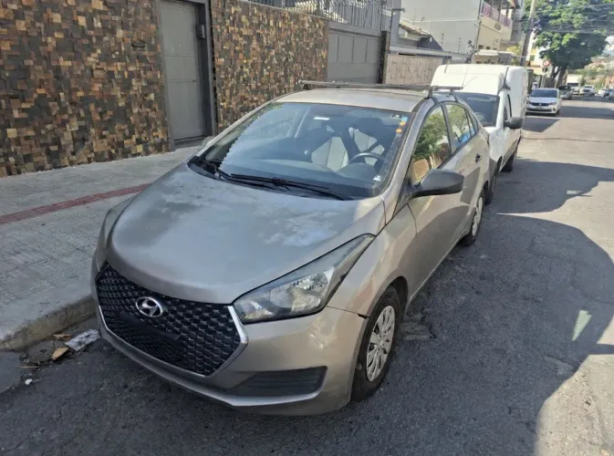 Hyundai HB20S Unique 1.0 Flex 12V Mec. 2019