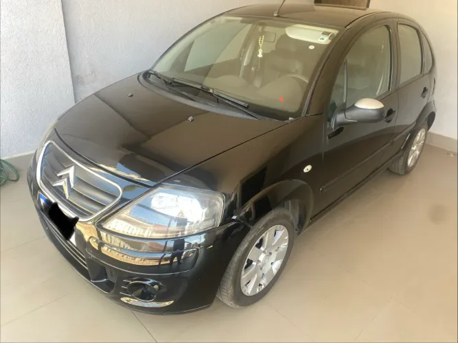 Citroen C3 GLX 1.4/ GLX Sonora 1.4 Flex 8V 5P 2012