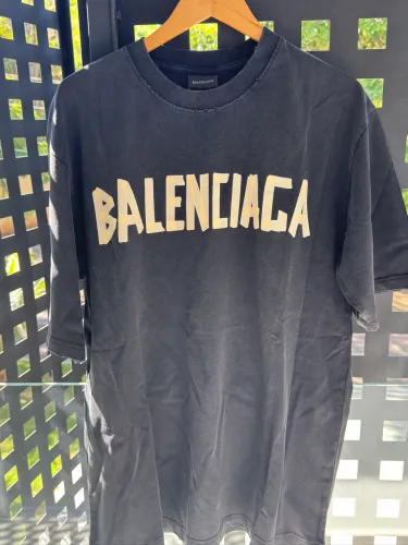 Camiseta Balenciaga