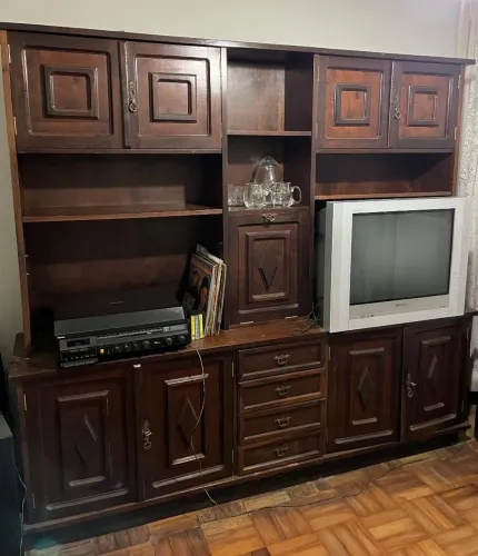 Estante de Sala