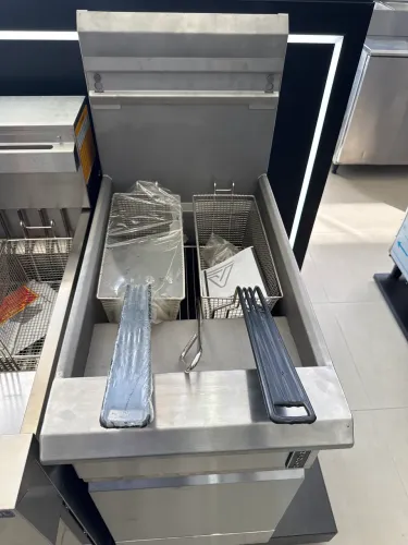 Fritadeira industrial 20 litros zona fria Venâncio gás