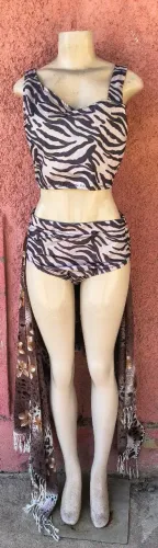 Vendo biquíni tamanho G G de praia com a canga  120