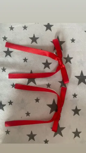 Presilha laço vermelho 
