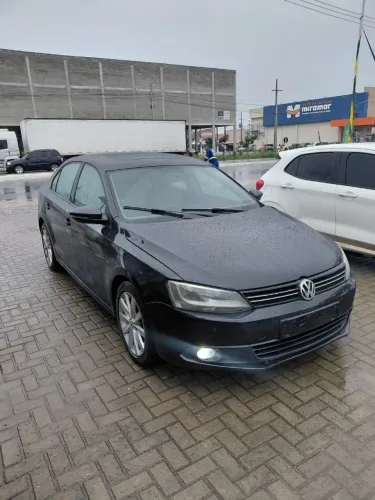 Compro caminhão baú