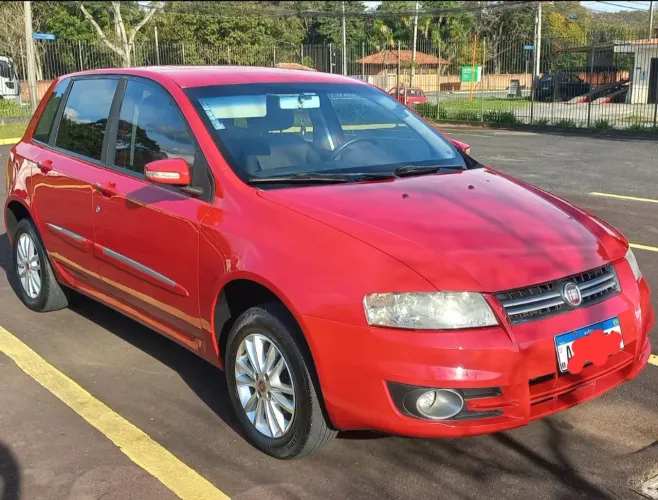 Fiat Stilo 1.8 Attractive Flex 8V 5P 2011