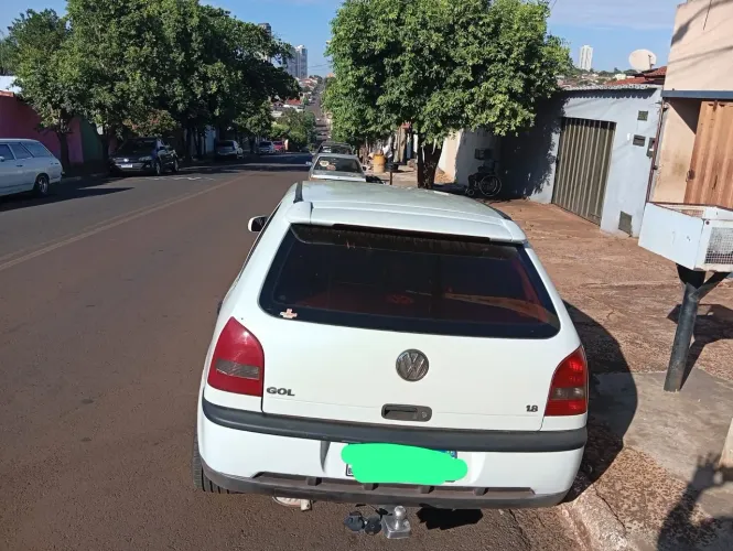 Volkswagen Gol GERAÇÃO III 1.8 MI 8V GASOLINA MEC. 4P 2001