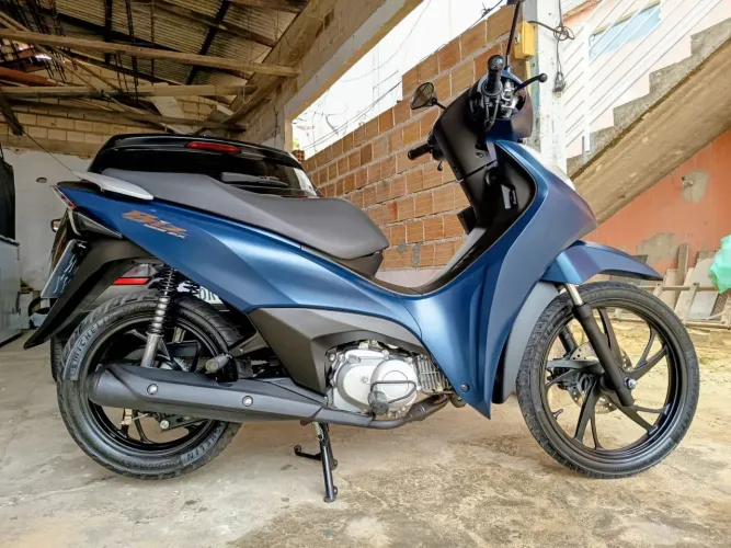 BIZ EX 125 cc 2025/2026. 4.000 KM APENAS. (Vender agora!)
