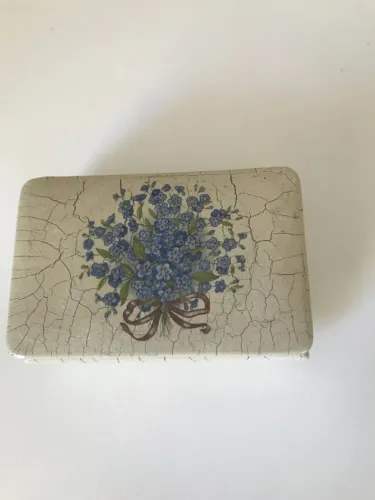 Caixa Porta Joias Vintage Off White com Flores Azuis