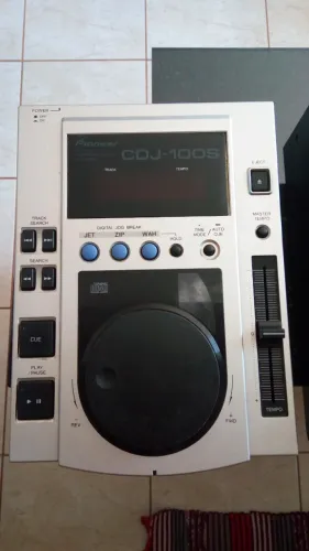 vendo PAR de CDJ PIONEER 100S