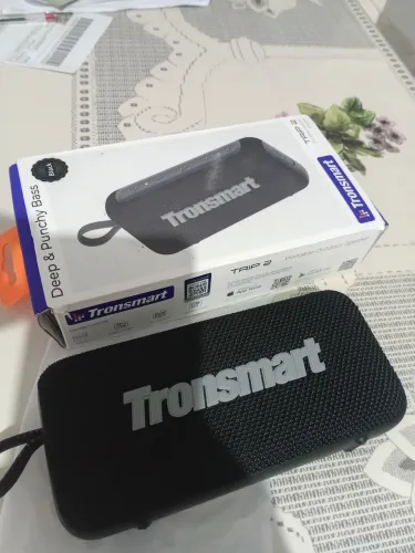 Caixinha tronsmart 2 20 horas de bateria. 