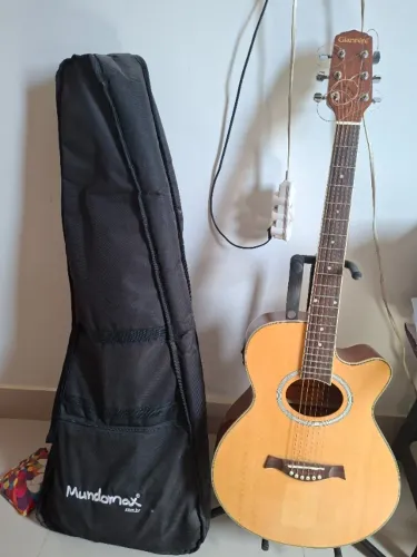 Violão Giannini elétrico