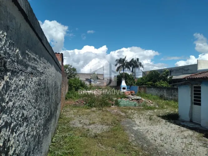 Terreno em Pinhais / 625M² / Próximo a Avenida írai / Vargem Grande