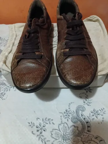 Tênis AVIATOR. 