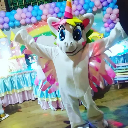 Unicornio personagens vivos cosplay festa infantil