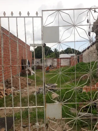 Terreno à venda no Ancuri - 138m² (6x23) | Ótima oportunidade!