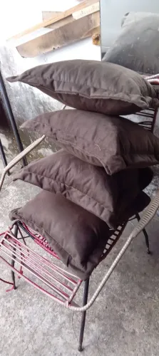 Vendo almofadas em tecido tecido camurça chocolate