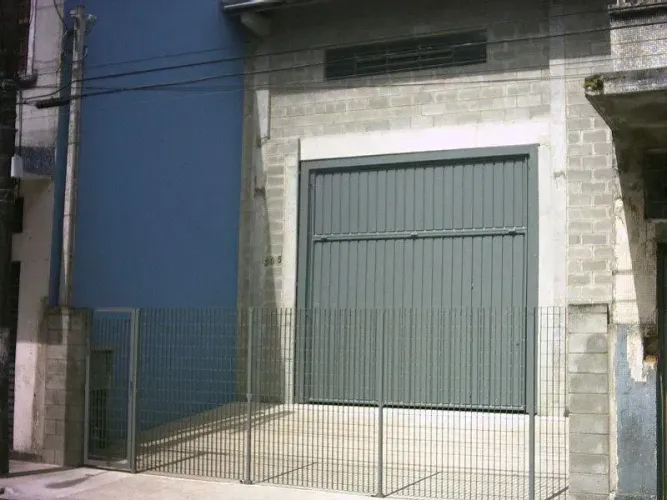 Galpão em frente ao VLT à venda, 240 m² por R$ 1.350.000 - Paquetá - Santos/SP