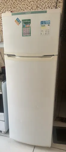 Geladeira Cônsul (com defeito)