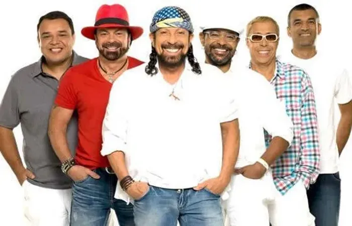 Lote Forró e Axé com 7 CDs: Pura Animação e Saudade!