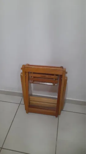 Cadeira de madeira dobrável