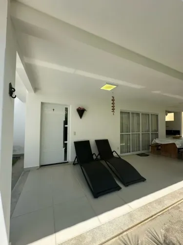 Casa para Venda em Porto Seguro, Taperapuan, 4 dormitórios, 3 suítes, 2 banheiros, 1 vaga