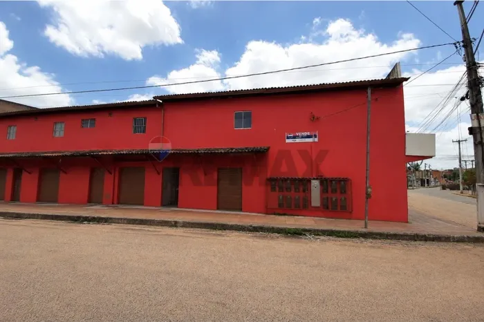 Prédio comercial/Residencial - Rua Conselheiro Dantas - Praça Kennedy - Alagoinhas - Ba