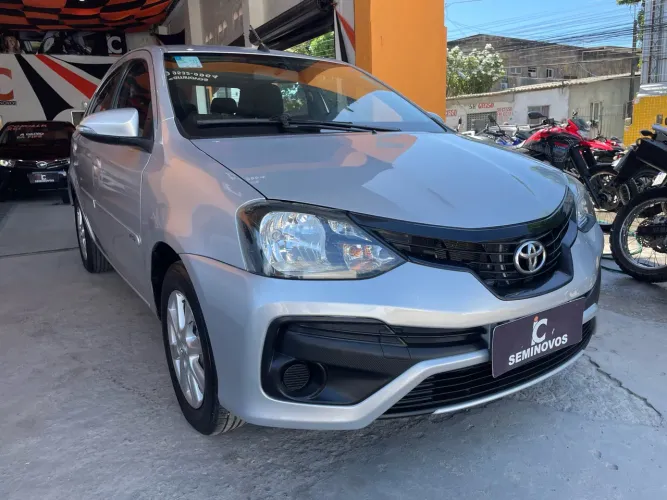 Toyota Etios X Plus Sedan 1.5 Flex 16V 4P Aut. 2020