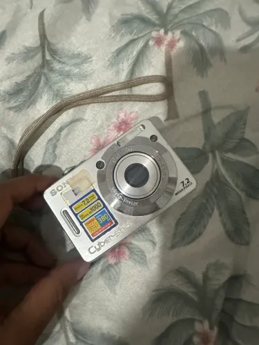 Maquina fotografica sony