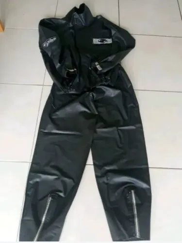 CAPA DE CHUVA MOTOQUEIRO ALBA TAMANHO M - EM PERFEITO ESTADO