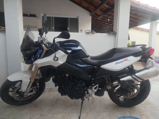 F800 topp
