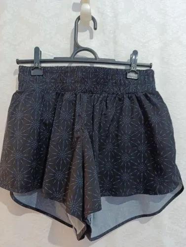 Shorts fit track & field estampa miúda