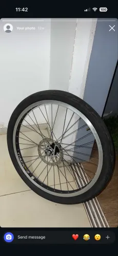 Par de aro freak bat (cubo vendido separadamente)