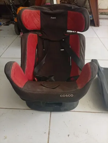 Cadeirinha bebê conforto cosco + assento elevado