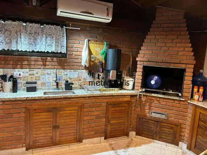 Chácara com 4 dormitórios à venda, 140 m² por R$ 265.000,00 - Itu - Itu/SP