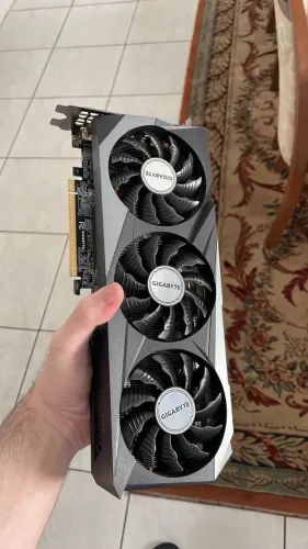 Placa de video RTX 3070 Gigabyte