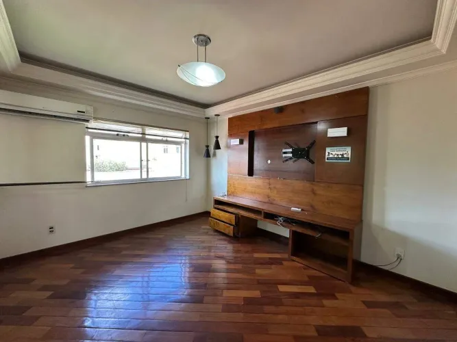Alugo apartamento amplo no Centro- Itaúna/Mg!!