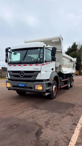Axor 3131 com retarder