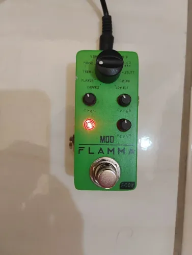 Pedal Modulação Flamma