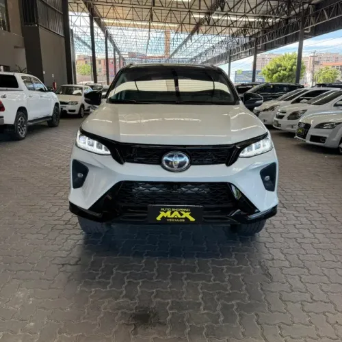 Toyota Hilux SW4 SRX 4X4 2.8 TDI 16V Dies. Aut. 2019