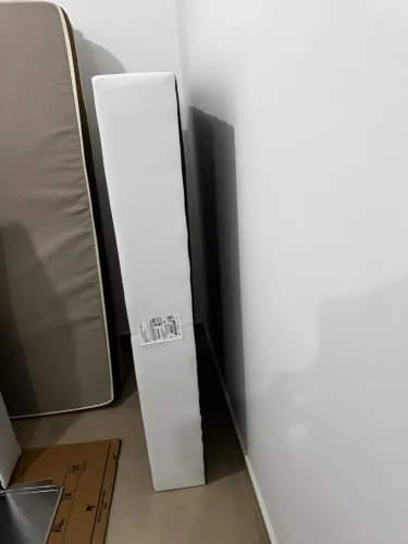 Colchão e cama box semi novos