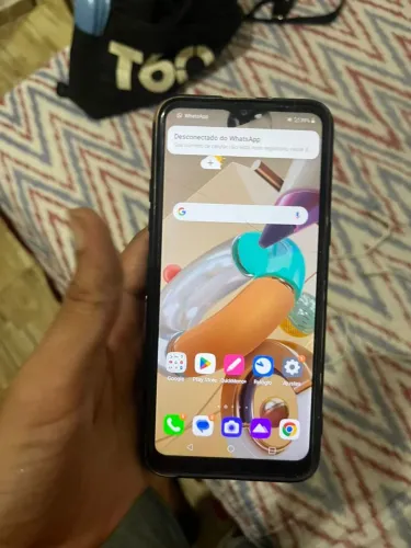 Celular LG K42 em boas condições 