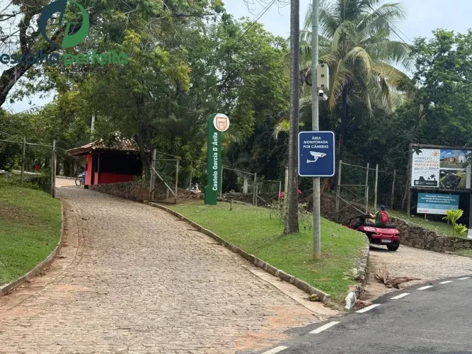 Lote à Venda em Mata de São João 2786m² Próximo ao Castelo Garcia d?Ávila