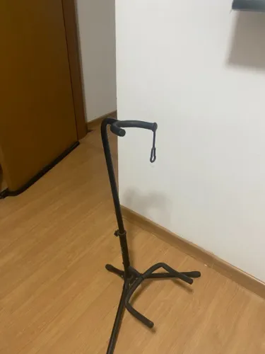 Suporte de chão para violão, guitarra, baixo