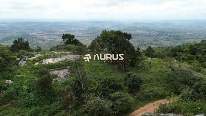 Área com vista de 12.000m2 ao lado do Laus | Serra Negra