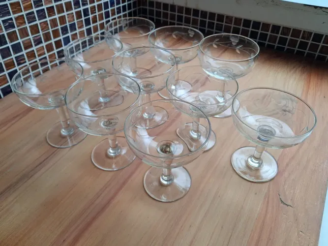 Taças de cristal para champanhe antigas