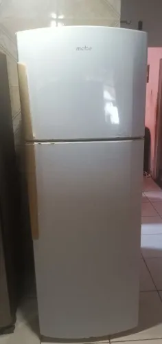 Geladeira Mabe 324litros gela só a parte de cima - congelador 